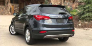 Hyundai показывает 6 и 7 пассажирский Santa Fe 2013
